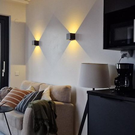 Modern Apartment Near Tampereen Messukeskus, With Own Private And Free Parking Exterior foto