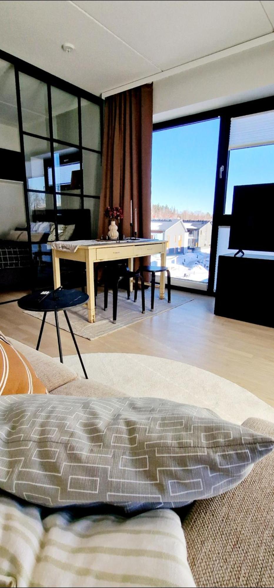Modern Apartment Near Tampereen Messukeskus, With Own Private And Free Parking Exterior foto